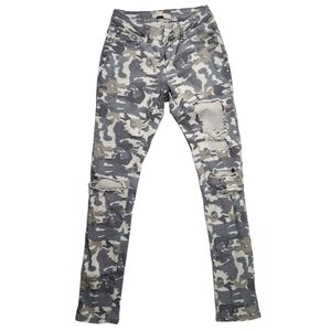 J&C Jeans & Crown Size 5 Camo Distressed Low Rise Skinny Jeans